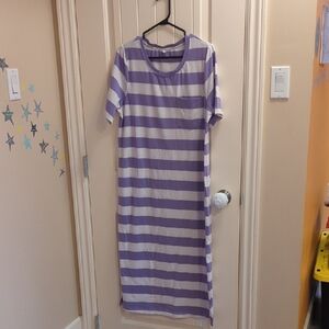 Sweetlegs 🇨🇦 Striped Purple And White Maxi Dress
